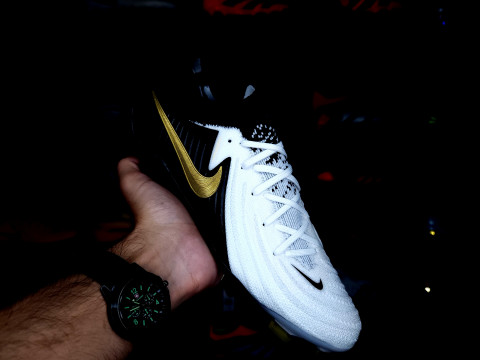 Футбольные бутсы Nike Phantom GX 2 Elite FG, 207