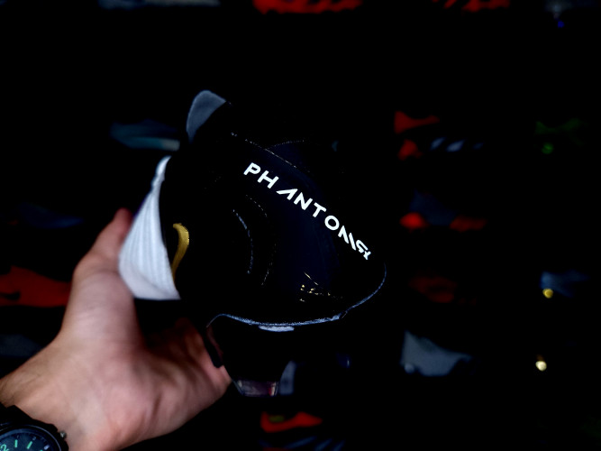 Футбольные бутсы Nike Phantom GX 2 Elite FG, 207