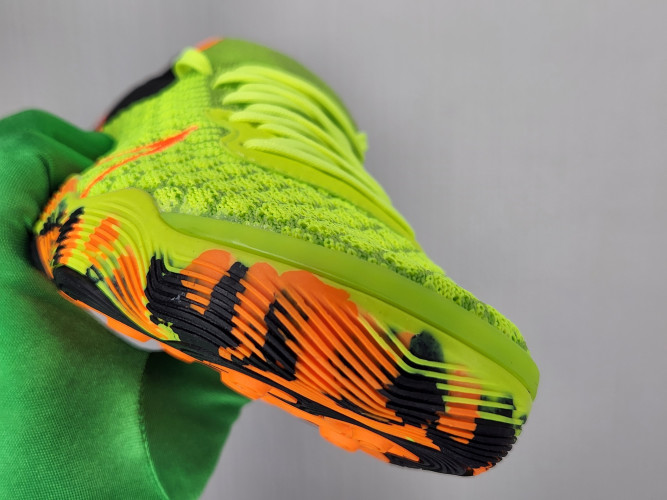 Футзалки Nike Reactgato Elite  IC, 6