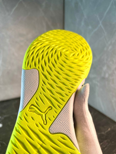 Футзалки Puma Future Z 1.1 IC желтые