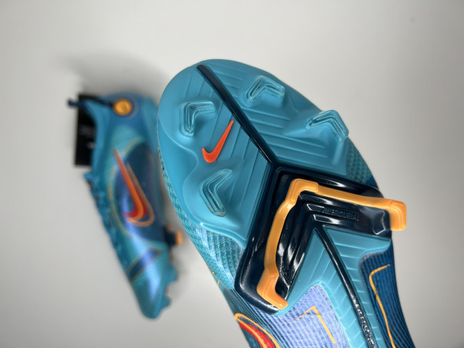 Футбольные бутсы Nike Mercurial Vapor 14  Elite FG , 2
