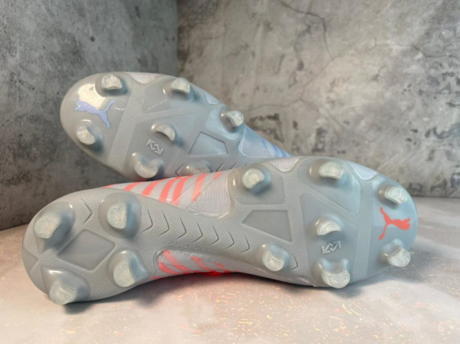 Бутсы Puma Future Z 1.3 FG серые