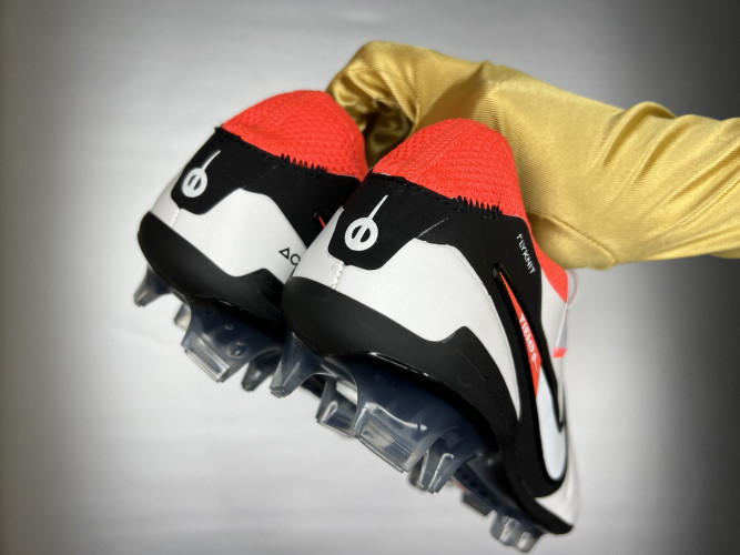 Футбольные бутсы Nike Tiempo Legend 10 Elite FG, 330