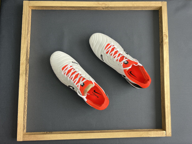 Футбольные бутсы Nike Tiempo Legend 10 Elite FG, 330