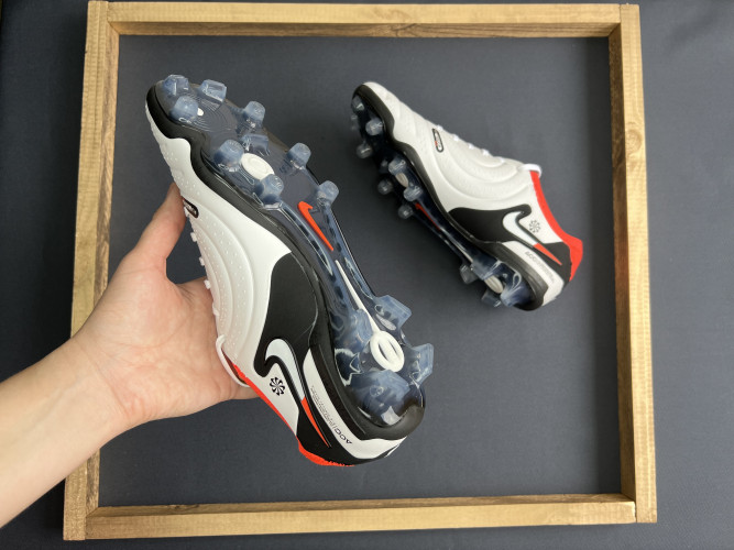 Футбольные бутсы Nike Tiempo Legend 10 Elite FG, 330