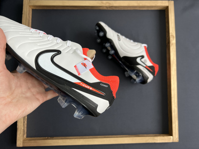 Футбольные бутсы Nike Tiempo Legend 10 Elite FG, 330