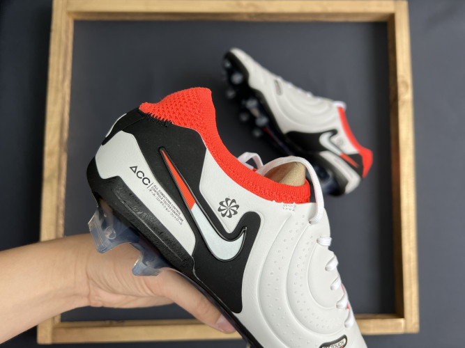 Футбольные бутсы Nike Tiempo Legend 10 Elite FG, 330