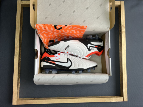 Футбольные бутсы Nike Tiempo Legend 10 Elite FG, 330