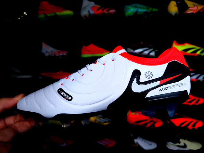 Футбольные бутсы Nike Tiempo Legend 10 Elite FG, 330