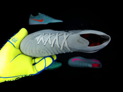 Сороконожки Nike Phantom GX 2 Elite TF