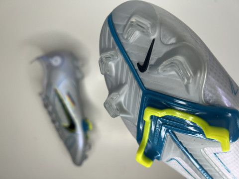 Футбольные бутсы Nike Mercurial Vapor 14  Elite FG, 8
