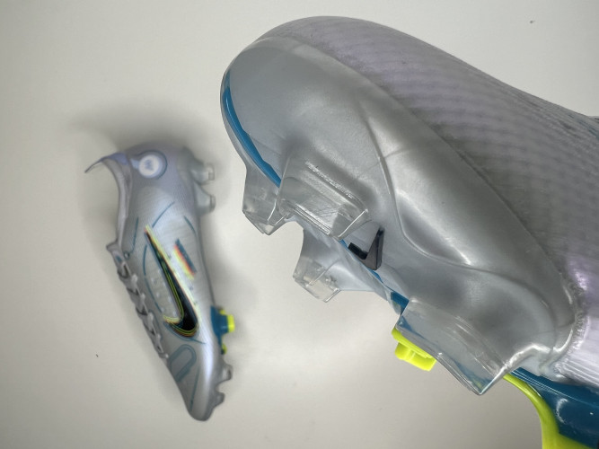 Футбольные бутсы Nike Mercurial Vapor 14  Elite FG, 8