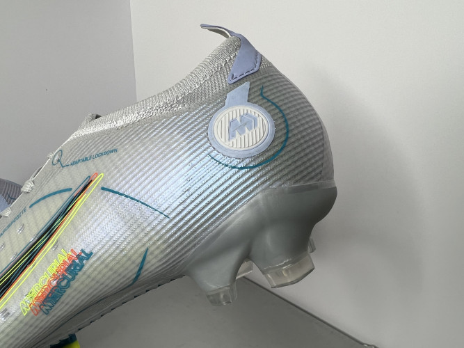 Футбольные бутсы Nike Mercurial Vapor 14  Elite FG, 8