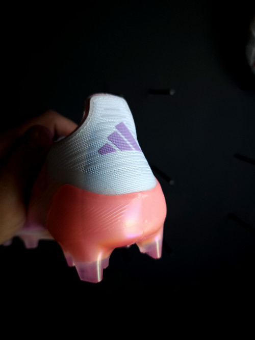 Бутсы adidas  F50 Elite FG