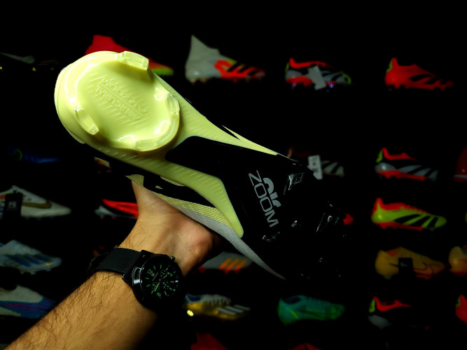 Футбольные бутсы Nike Mercurial Vapor 15 Air Zoom Elite FG, 381