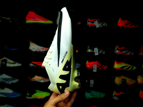 Футбольные бутсы Nike Mercurial Vapor 15 Air Zoom Elite FG, 381