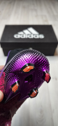 Бутсы — Adidas Predator Freak FG: