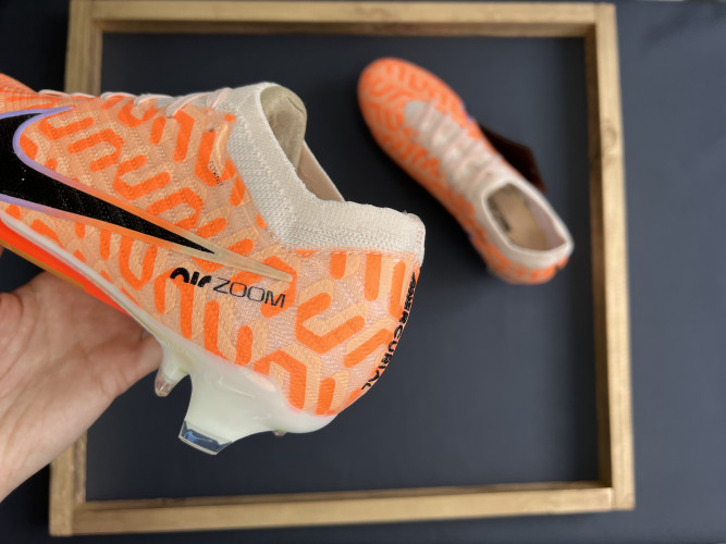 Футбольные бутсы Nike Mercurial Vapor 15 Air Zoom Elite FG, 366