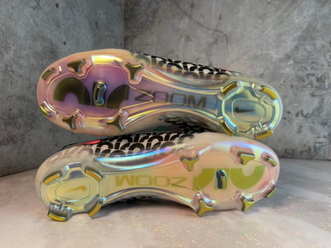 Бутсы Nike Mercurial Air Zoom Ultra SE FG белые