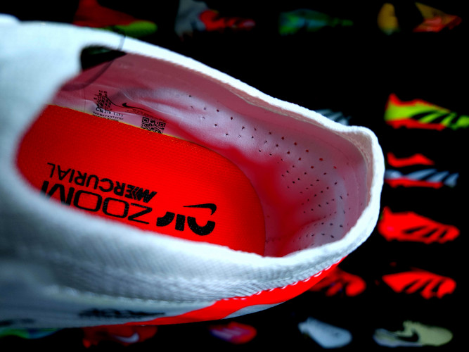 Футбольные бутсы Nike Mercurial Vapor 15 Air Zoom Elite FG, 196