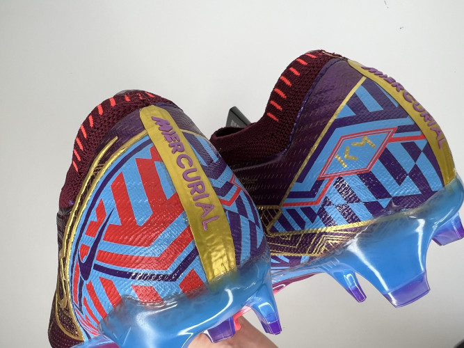 Футбольные бутсы Nike Mercurial Vapor 15 Air Zoom Elite FG, 6